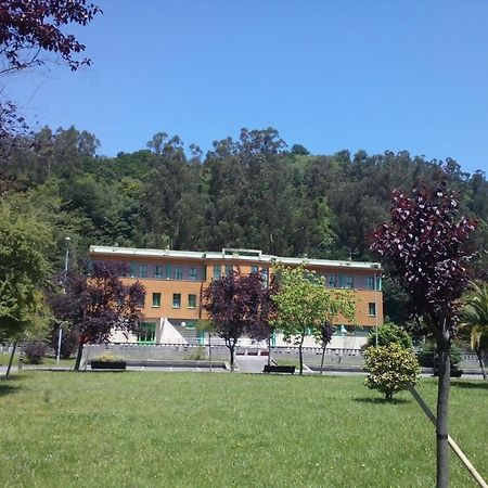 Albergue El Floran Blimea Exteriér fotografie